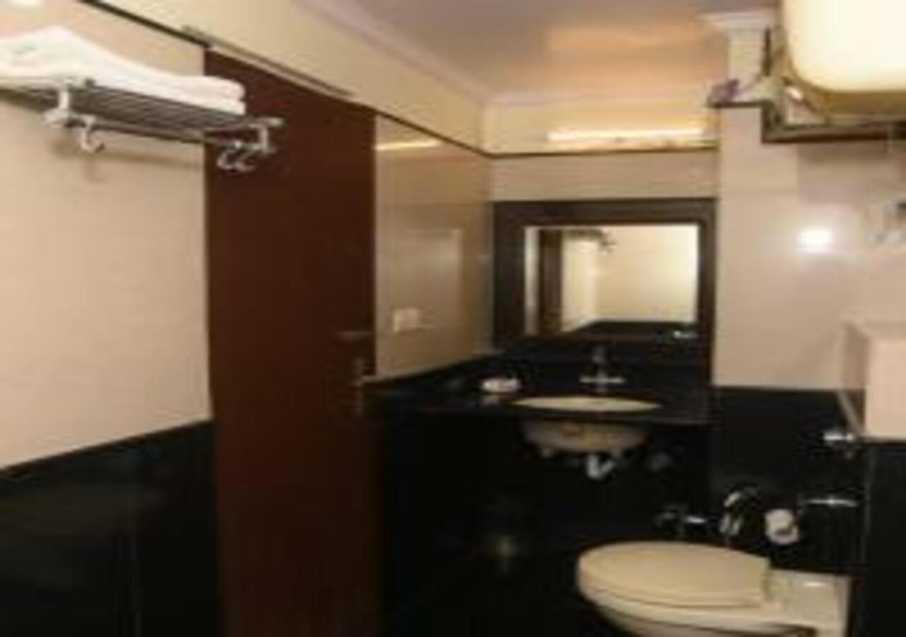 Hotel Rajhans International Bhāgalpur Εξωτερικό φωτογραφία